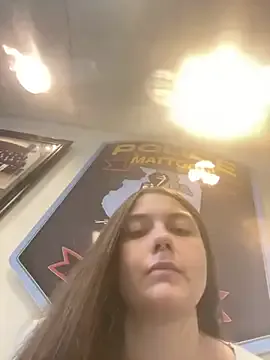 itzcheyduh – webcam model profile photo