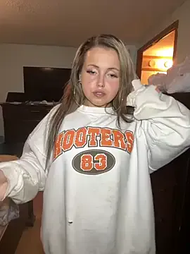 JP_Erotic_LIVE-Camera_ – webcam model profile photo Image 14