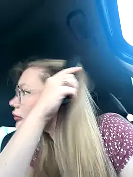 JP_Erotic_LIVE-Camera_ – webcam model profile photo Image 10