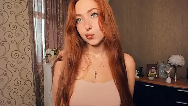 GouGou-111 – webcam model profile photo Image 9