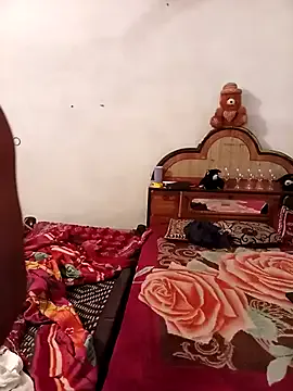 NA-KAREN-V8 – webcam model profile photo Image 3