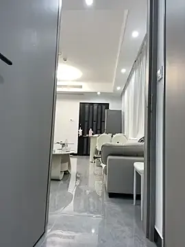 NA-KAREN-V8 – webcam model profile photo Image 3