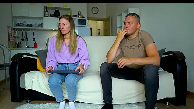 GouGou-111 – webcam model profile photo Image 17