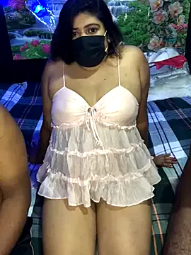 Novababy18 – webcam model profile photo Image 15