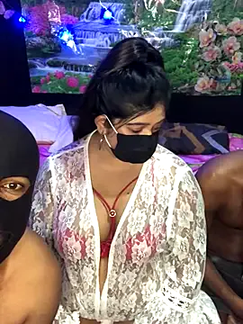 Novababy18 – webcam model profile photo Image 16