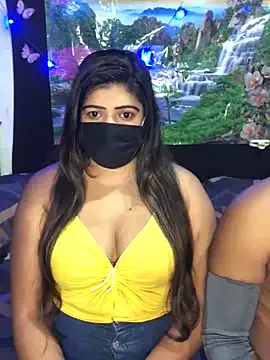 Novababy18 – webcam model profile photo Image 7