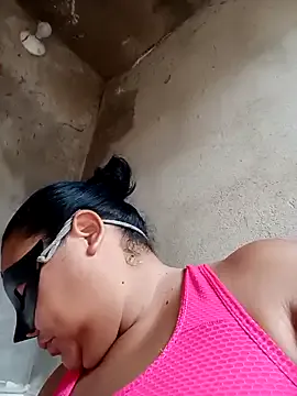 HotBella- – webcam model profile photo Image 12