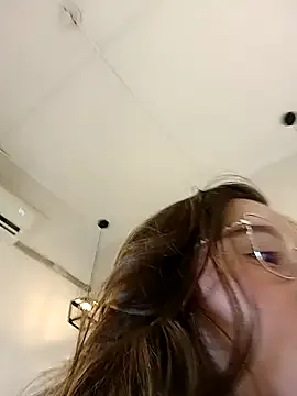 Public_Katrisha – webcam model profile photo Image 19