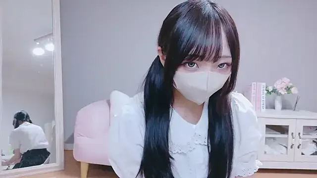 Big_ayu_ – webcam model profile photo Image 10