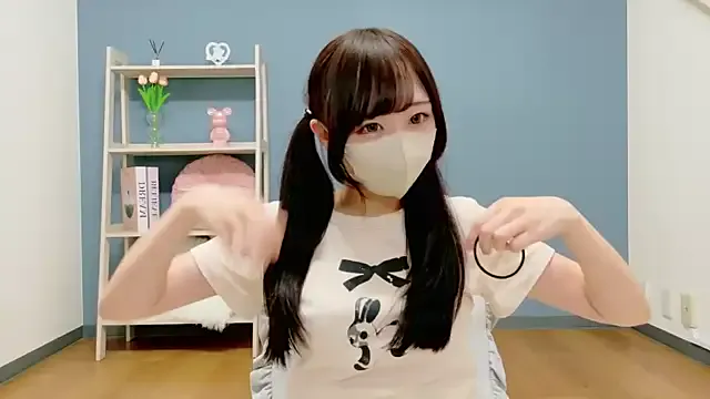 Big_ayu_ – webcam model profile photo Image 6