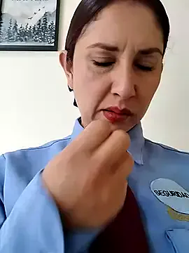 Tatiana_O – webcam model profile photo Image 2