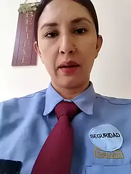 Tatiana_O – webcam model profile photo Image 4