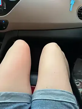 JP_Erotic_LIVE-Camera_ – webcam model profile photo Image 12