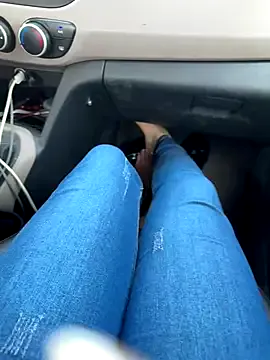 JP_Erotic_LIVE-Camera_ – webcam model profile photo Image 16