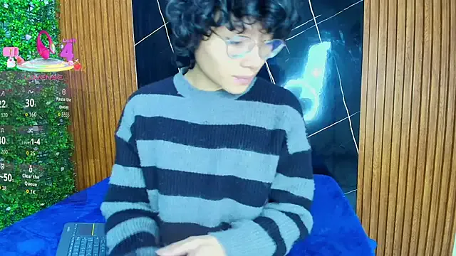 HotBella- – webcam model profile photo Image 4