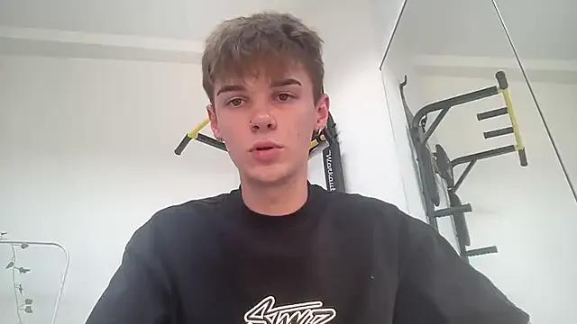 GouGou-111 – webcam model profile photo Image 11