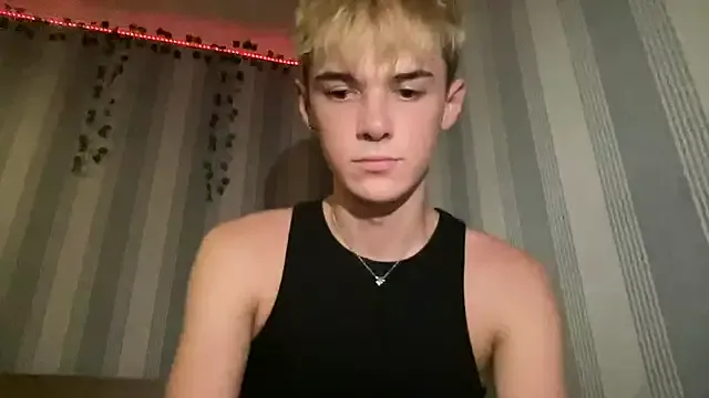 GouGou-111 – webcam model profile photo Image 7