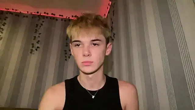 GouGou-111 – webcam model profile photo Image 8