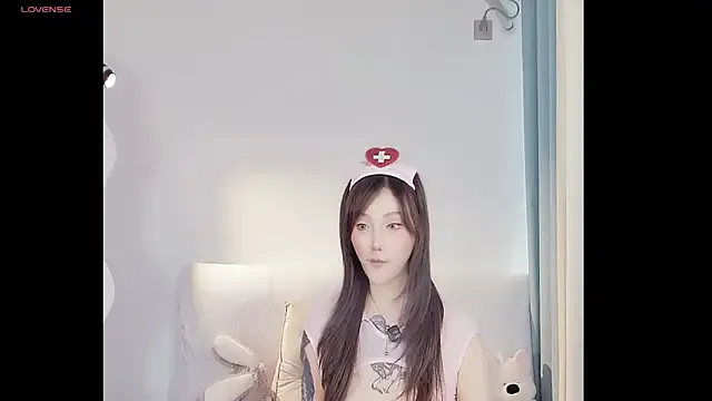 HotBella- – webcam model profile photo Image 16