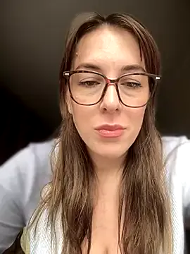 HotBella- – webcam model profile photo Image 18