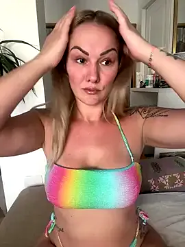 JP_Erotic_LIVE-Camera_ – webcam model profile photo Image 10