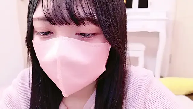 Yui-Ch – webcam model profile photo Image 16