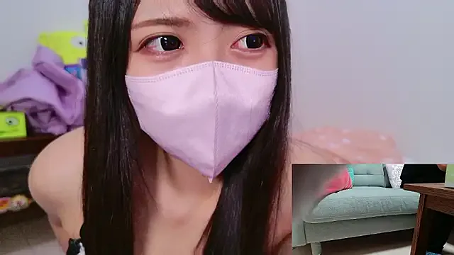 Yui-Ch – webcam model profile photo Image 8