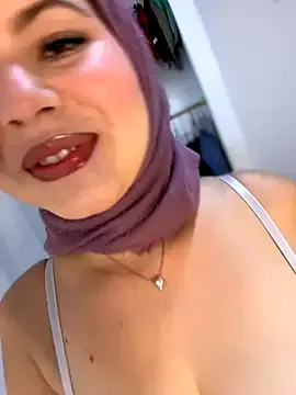 irohani_usagi – webcam model profile photo Image 7