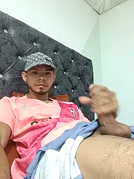 HotBella- – webcam model profile photo Image 9