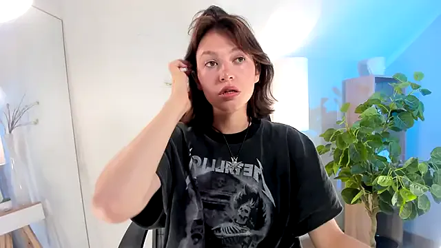 HotBella- – webcam model profile photo Image 12