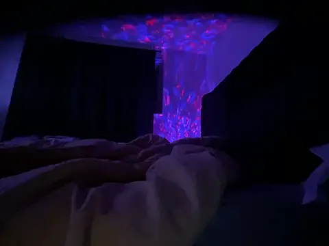 GouGou-111 – webcam model profile photo Image 3