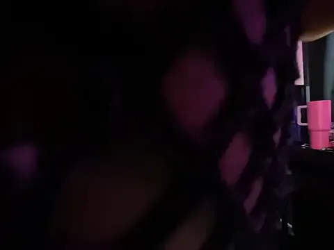 GouGou-111 – webcam model profile photo Image 9