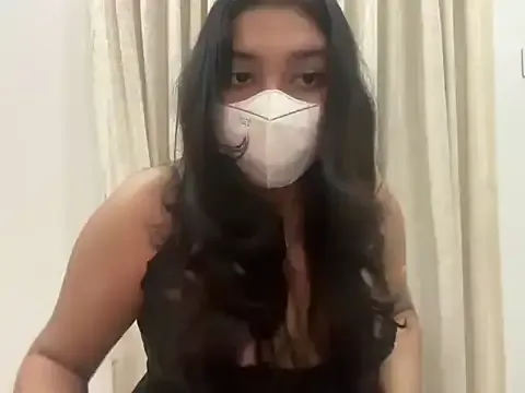 oviyakalra – webcam model profile photo