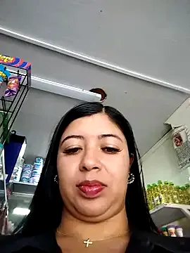 seraphine23 – webcam model profile photo Image 4