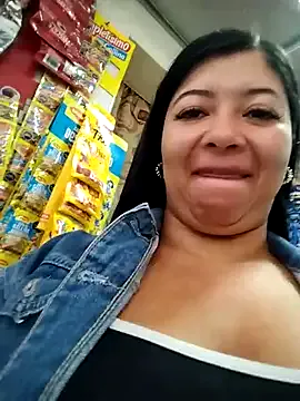 seraphine23 – webcam model profile photo Image 6