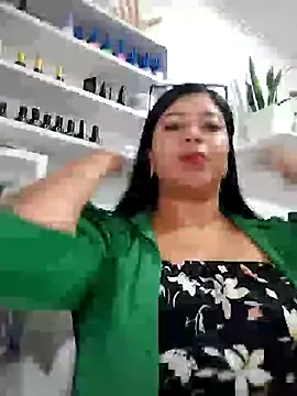 seraphine23 – webcam model profile photo Image 7