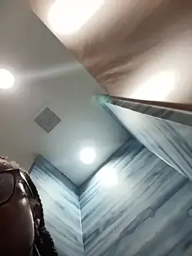 Hotpuja25 – webcam model profile photo Image 2