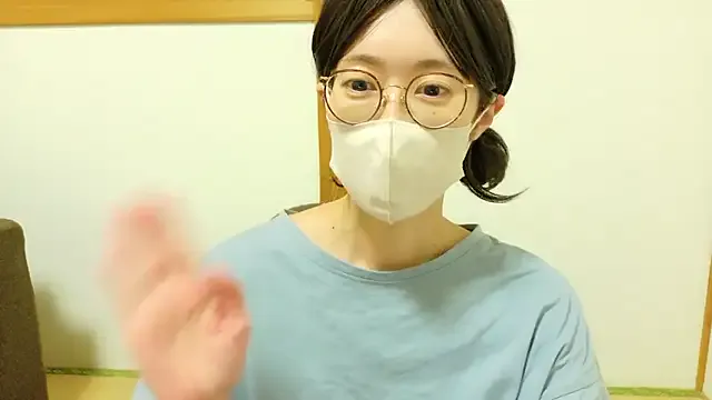 seraphine23 – webcam model profile photo Image 12