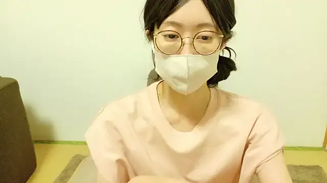 seraphine23 – webcam model profile photo Image 13