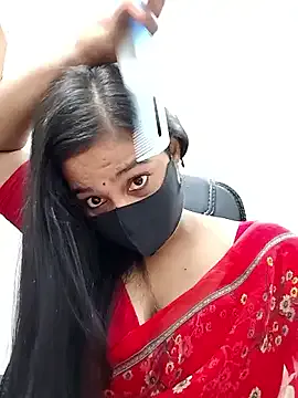 zui_lu – webcam model profile photo Image 16