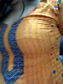 zui_lu – webcam model profile photo Image 17