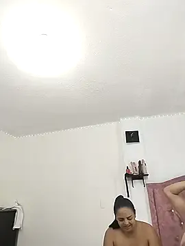 irohani_usagi – webcam model profile photo Image 17