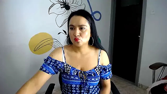 irohani_usagi – webcam model profile photo Image 6