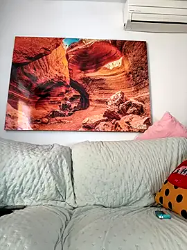 Big_ayu_ – webcam model profile photo Image 8