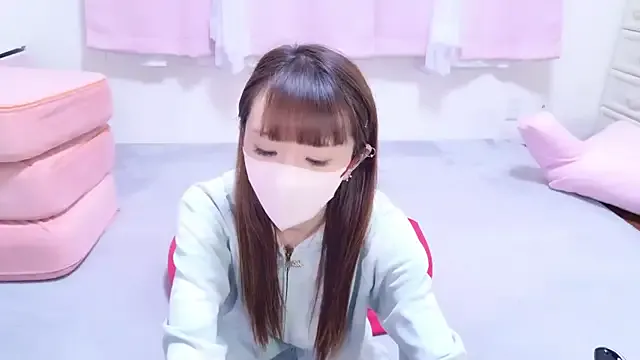 JP_Erotic_LIVE-Camera_ – webcam model profile photo Image 6