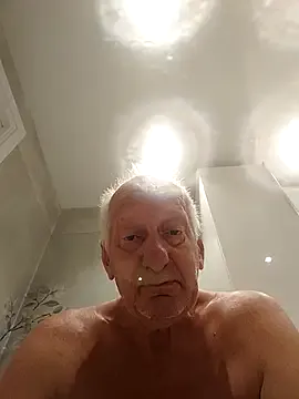 seraphine23 – webcam model profile photo Image 13