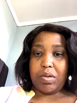 DoriDeluxe66 – webcam model profile photo Image 16