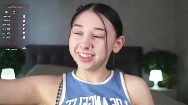 Madoka_0116 – webcam model profile photo Image 3