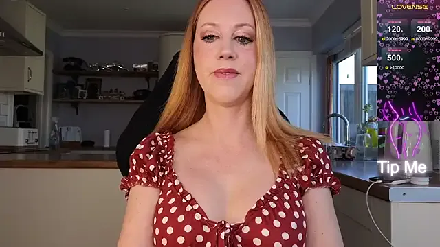 stripmequick – webcam model profile photo