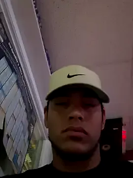 HotBella- – webcam model profile photo Image 10